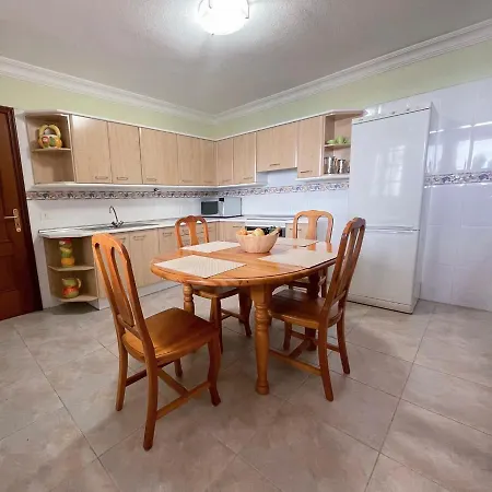 Apartamento Primera Linea De Playa: Vistas Al Mar Candelaria