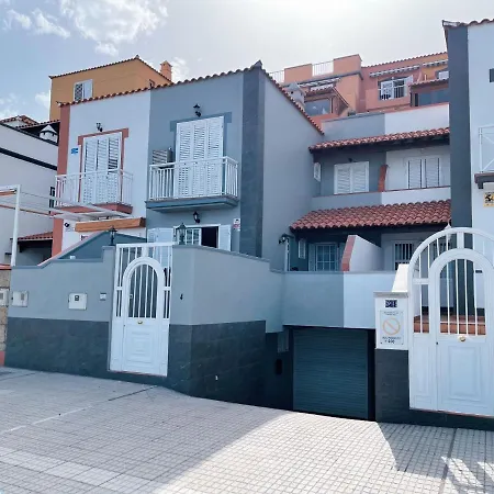 Apartment Primera Linea De Playa: Vistas Al Mar *